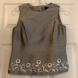 Price drop! 🎉HP🎉 Beautiful silk Ann Taylor top